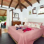Vilar De Baix By Sealand Country house Port de Pollenca